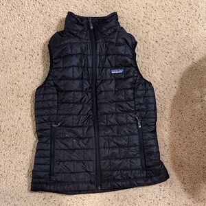 Patagonia black puffer vest